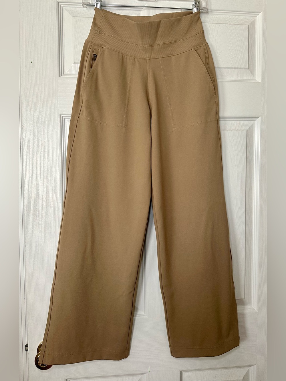 Athleta Wide-Leg women’s Pants in Khaki - Classic Comfort